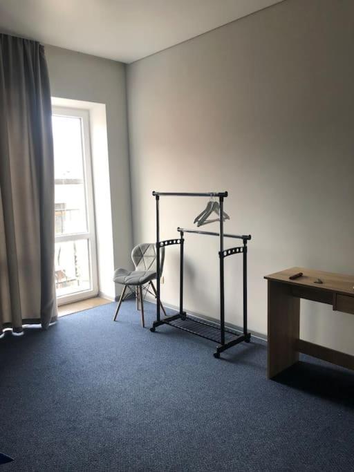 Apartment On Zarwanska Street คาเมียเนตส์-โปดิลสกี ภายนอก รูปภาพ